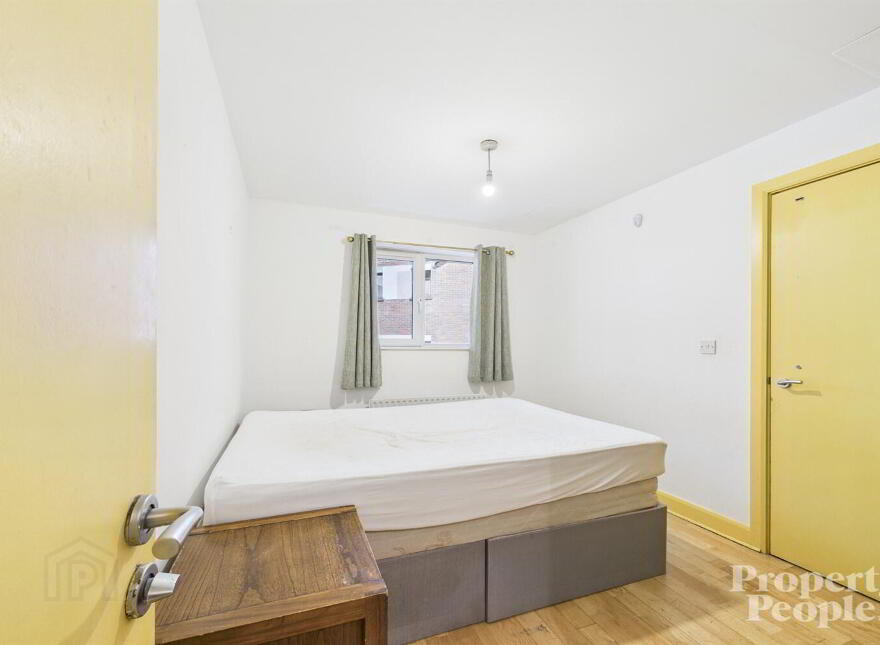 APT 405 College Central, 4 College Avenue, Belfast, BT1 6BB