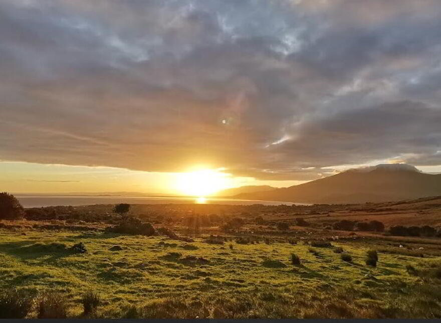 Farraigi Gorm, Teer, Ballyquin, Ballyquin, V92V348
