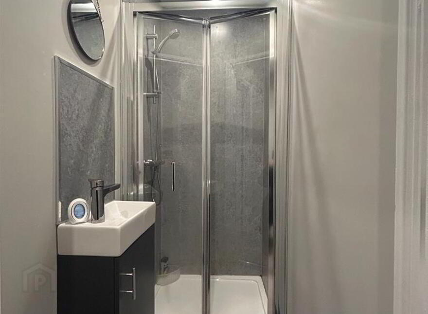 Room 3, 34 Woodvale Avenue, Belfast, BT13 3EW