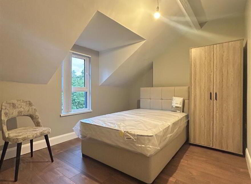 Rooms 1,3 & 4, 34 Woodvale Avenue, Belfast, BT13 3EW photo