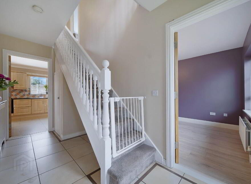 39 Lawnsdale, Navenny, Ballybofey, F93A023