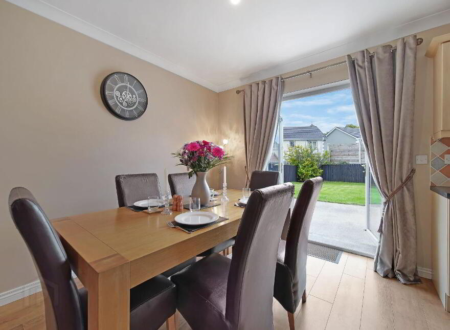 39 Lawnsdale, Navenny, Ballybofey, F93A023