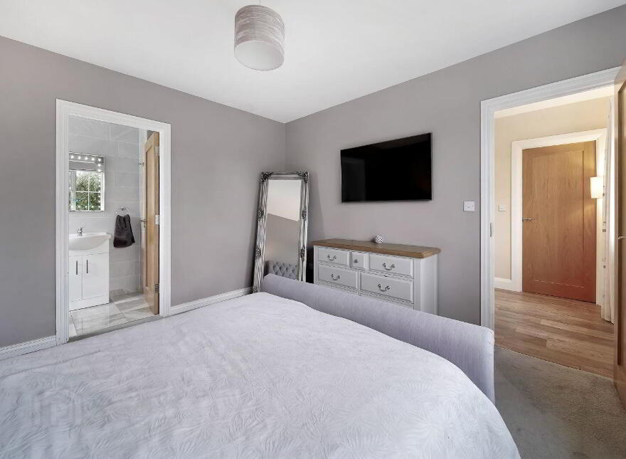 39 Lawnsdale, Navenny, Ballybofey, F93A023