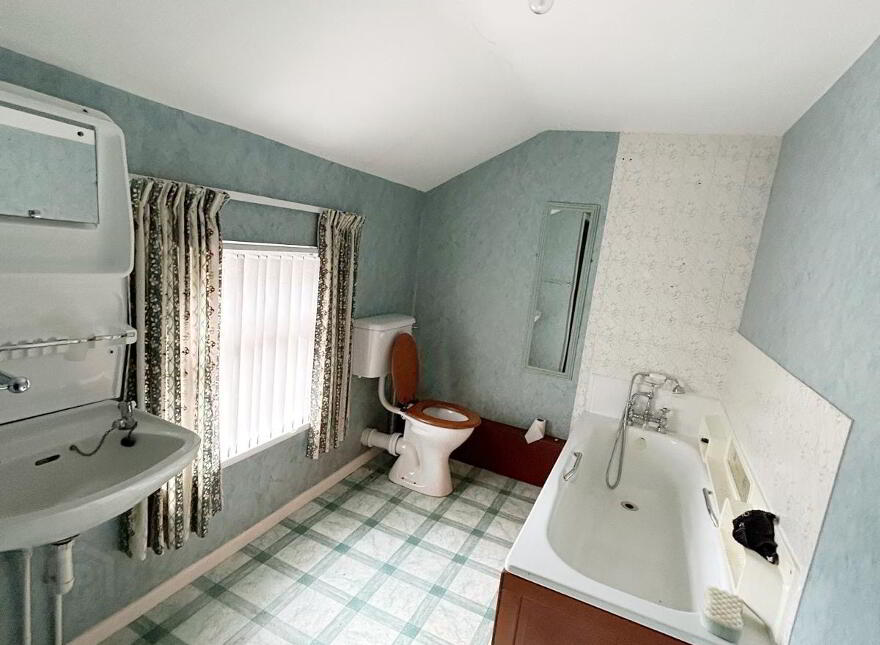 17 Ashfield Road, Clogher, BT76 0HF