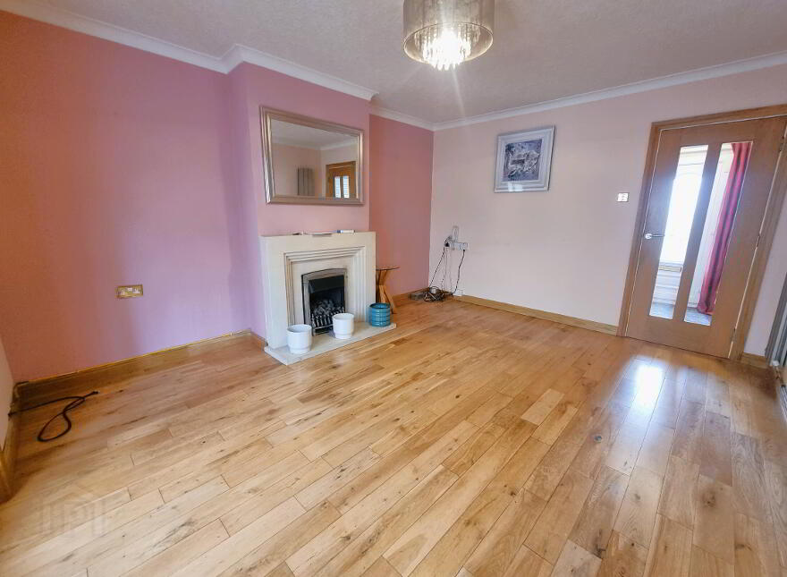 34 Elm Corner, Dunmurry, Belfast, BT17 9PY