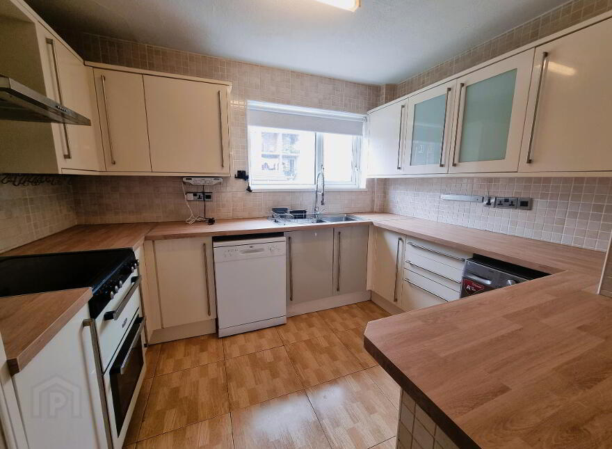34 Elm Corner, Dunmurry, Belfast, BT17 9PY