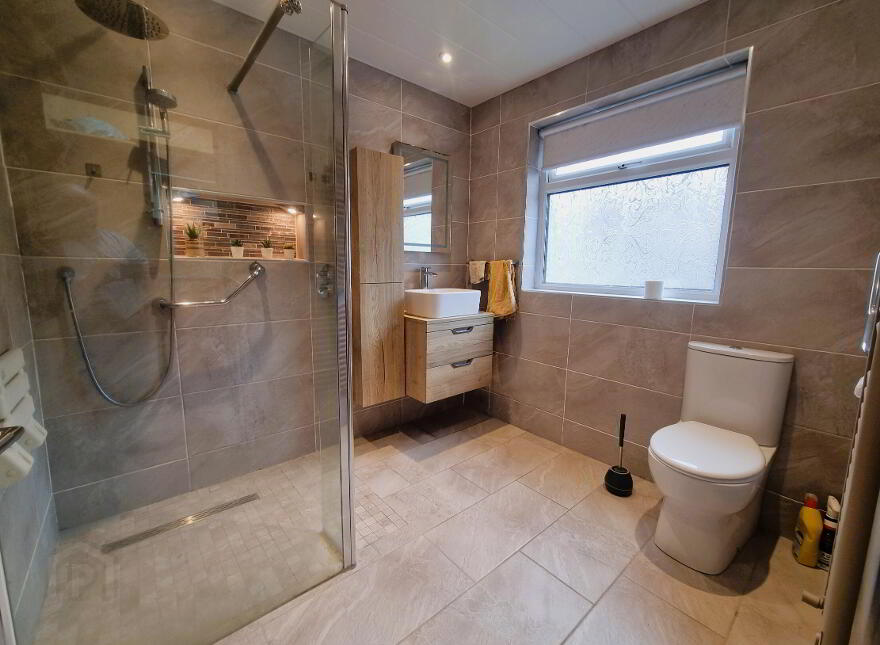 34 Elm Corner, Dunmurry, Belfast, BT17 9PY