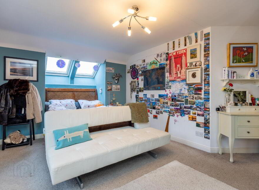 15 Old Coach Avenue, Belfast, BT9 5PY