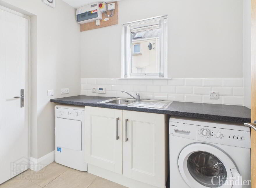 6 MONTH RENTAL, 3 Murlough View Cottages, Newcastle, BT33 0XB