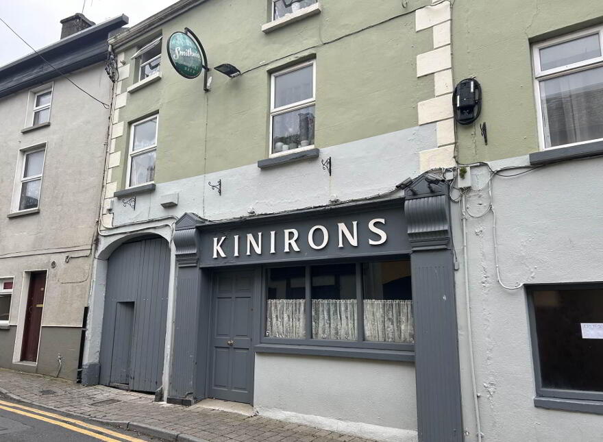 Kiniron`s Lounge And Restaurant, Rosemary Street, Roscrea, E53H348