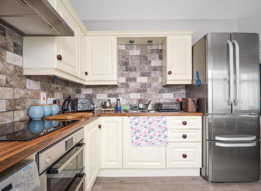 21 Lisnabrack Apartments, Seaport Avenue, Portballintrae, BT57 8NP