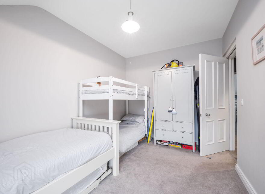 21 Lisnabrack Apartments, Seaport Avenue, Portballintrae, BT57 8NP