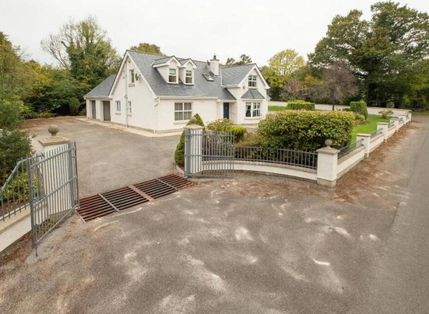 10 Gorteen Road, Derrylin, Enniskillen, BT92 9AL