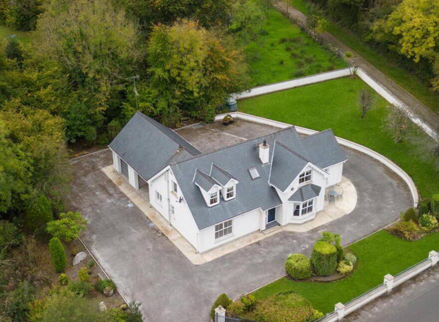 10 Gorteen Road, Derrylin, Enniskillen, BT92 9AL