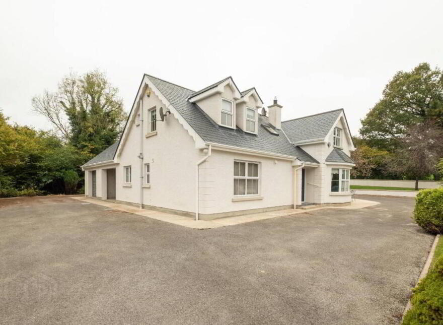10 Gorteen Road, Derrylin, Enniskillen, BT92 9AL