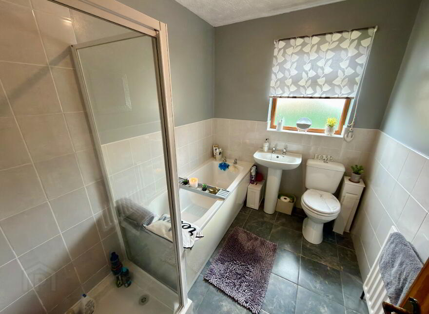 123 Abbeydale, Waterside, L'Derry, BT47 6FY