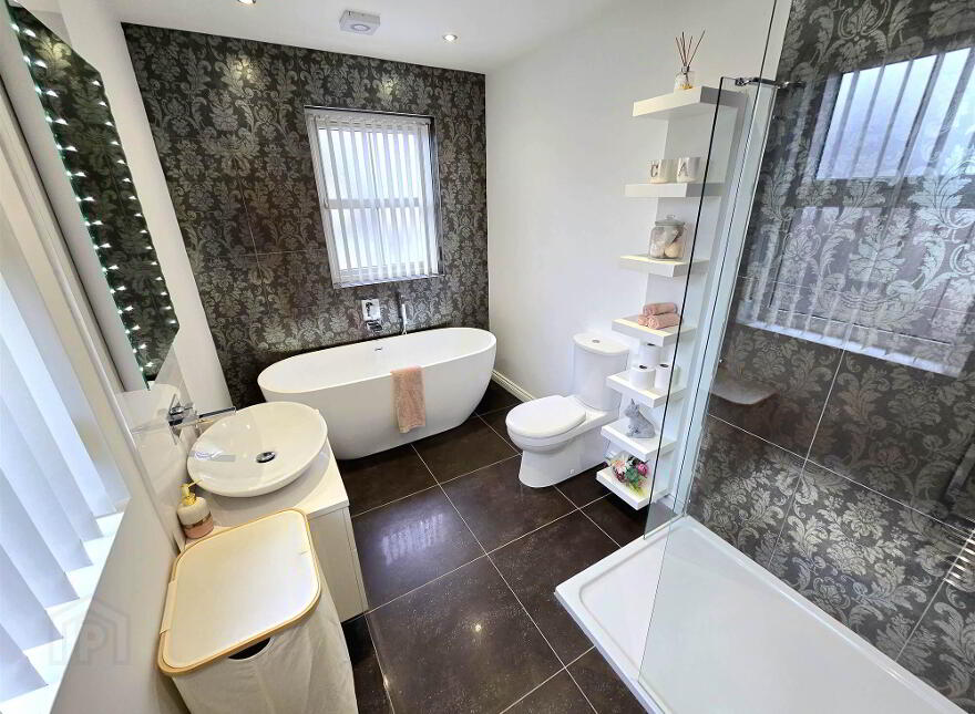 138 Wellington Park Avenue, Maghaberry, BT67 0US