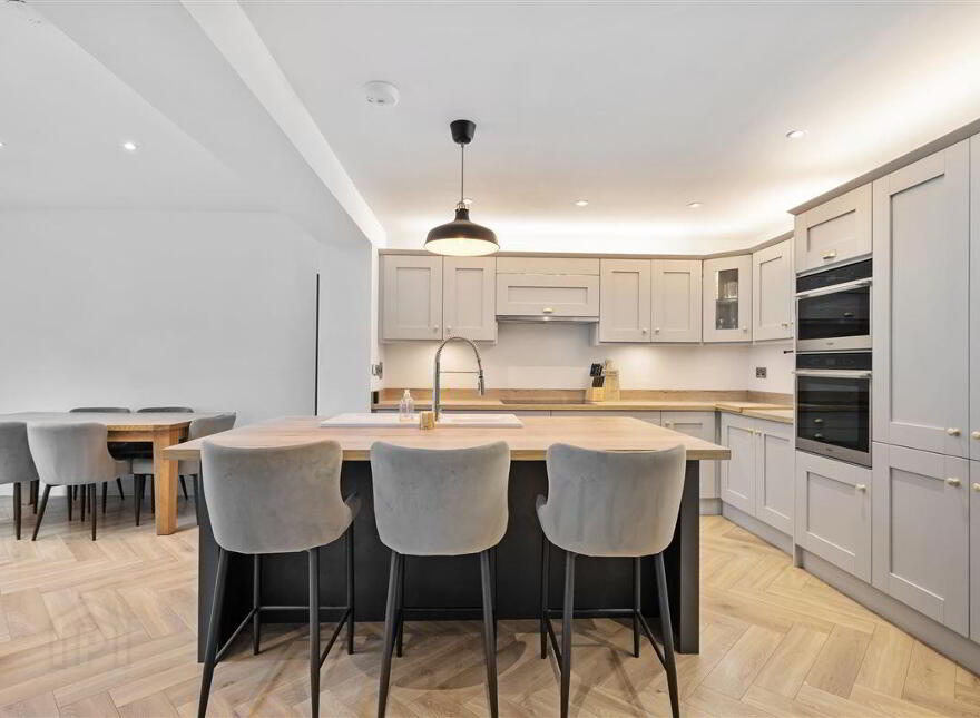 210 Dún Eoin, Carrigaline