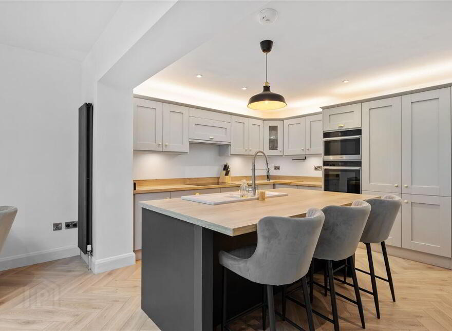 210 Dún Eoin, Carrigaline