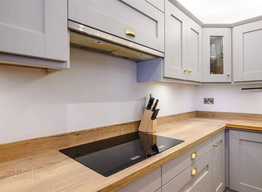 210 Dún Eoin, Carrigaline