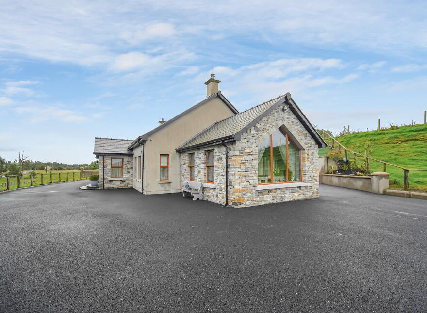 2 Magherenny Road, Drumquin, Omagh, BT78 4SN