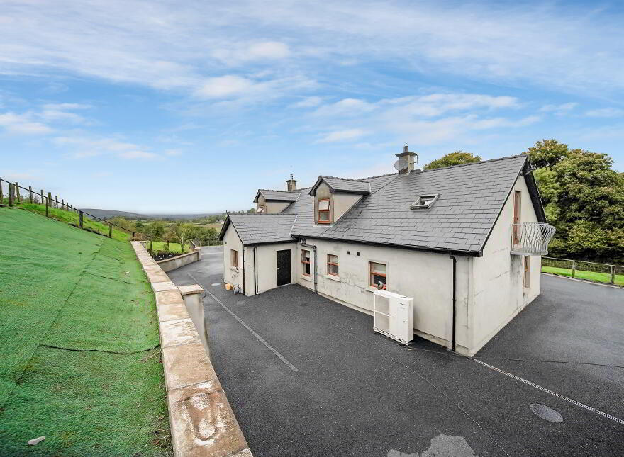 2 Magherenny Road, Drumquin, Omagh, BT78 4SN