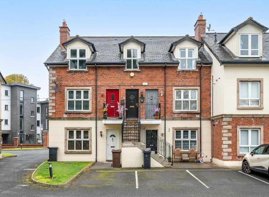 15 Galway Manor, Dundonald, Belfast, BT16 2HT