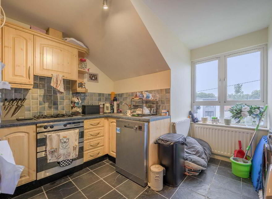15 Galway Manor, Dundonald, Belfast, BT16 2HT