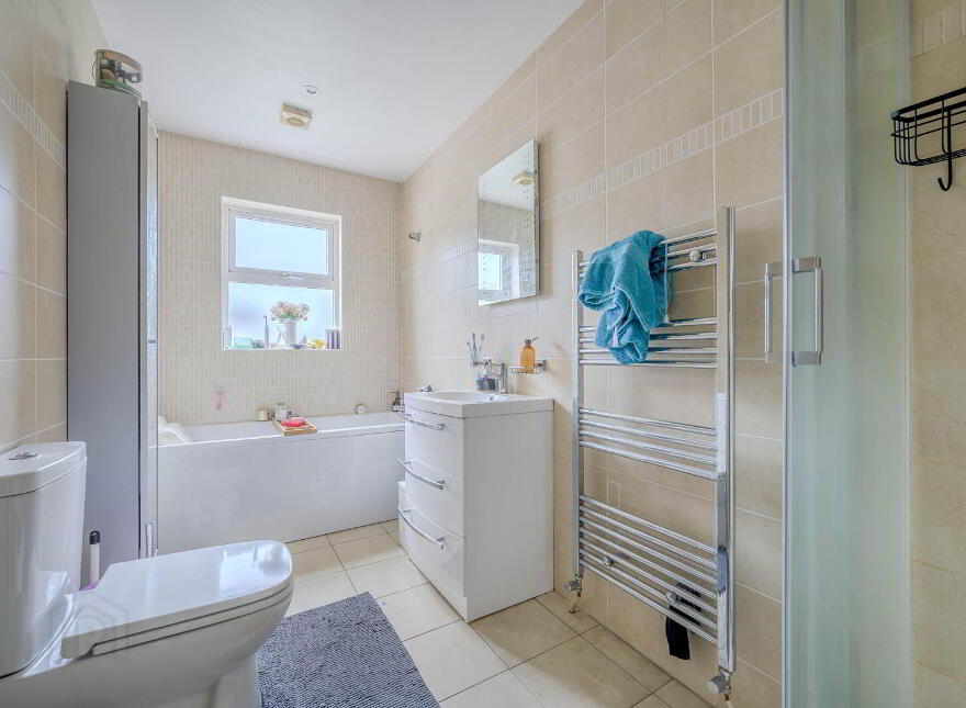 15 Galway Manor, Dundonald, Belfast, BT16 2HT