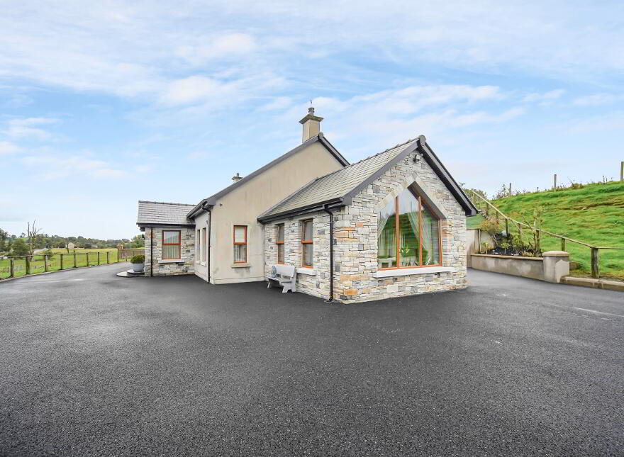 2 Magherenny Road, Drumquin, Omagh, BT78 4SN