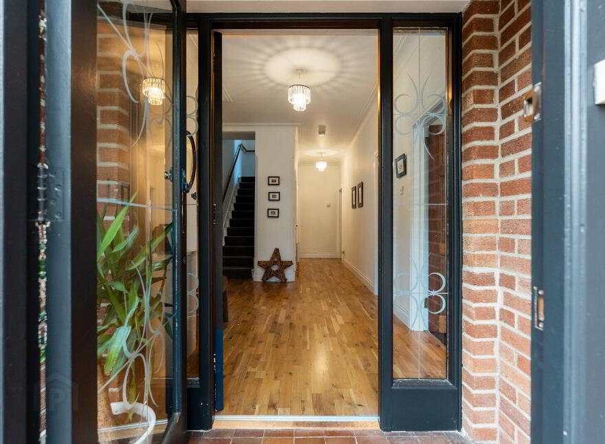 675 Upper Newtownards Road, Belfast, BT4 3NT