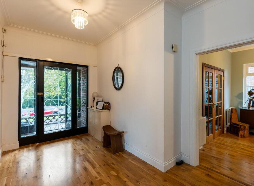 675 Upper Newtownards Road, Belfast, BT4 3NT