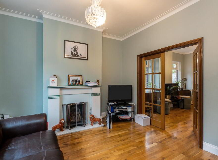 675 Upper Newtownards Road, Belfast, BT4 3NT