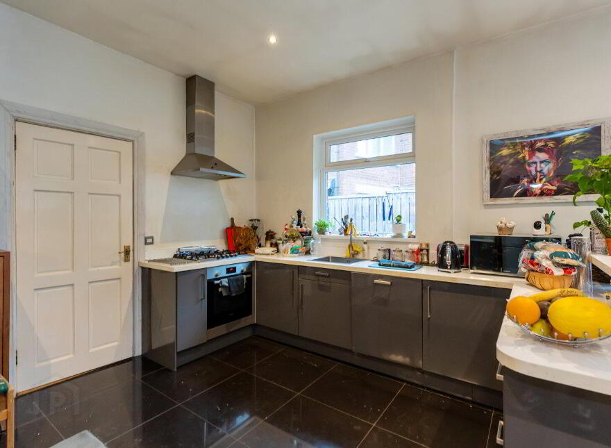 675 Upper Newtownards Road, Belfast, BT4 3NT