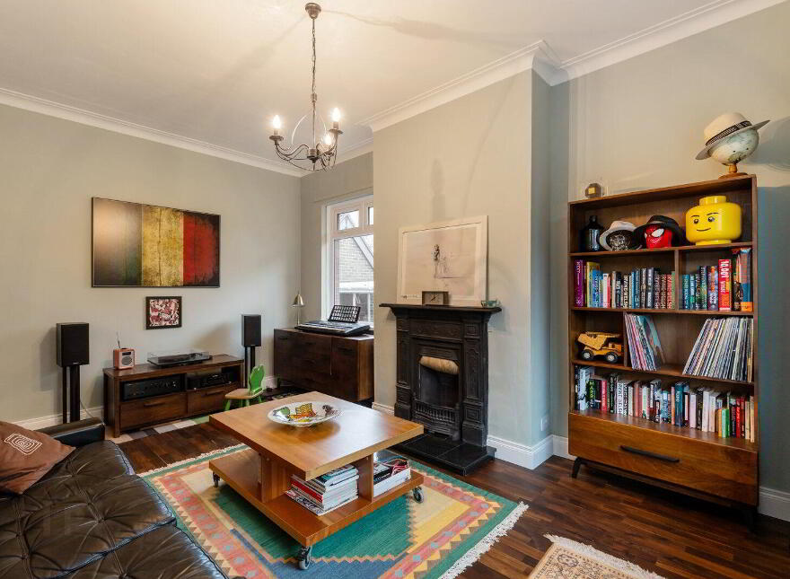 675 Upper Newtownards Road, Belfast, BT4 3NT