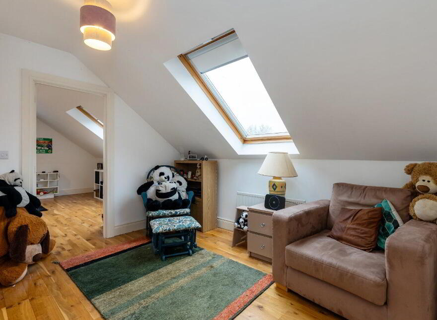 675 Upper Newtownards Road, Belfast, BT4 3NT