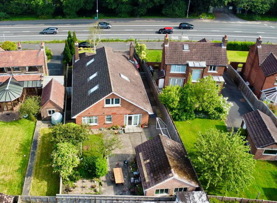 675 Upper Newtownards Road, Belfast, BT4 3NT