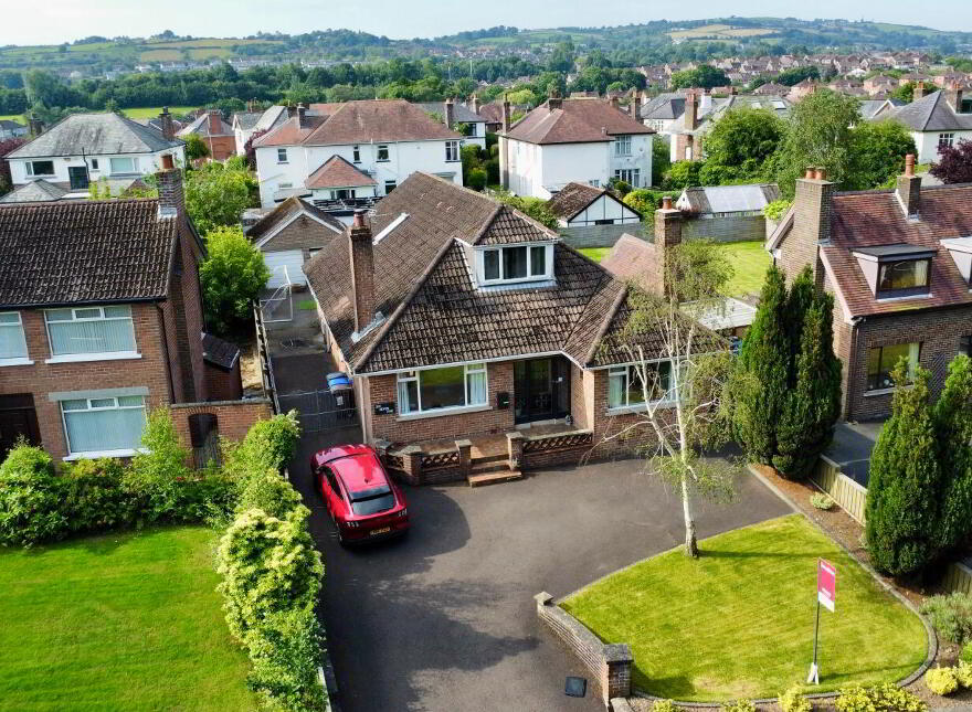 675 Upper Newtownards Road, Belfast, BT4 3NT