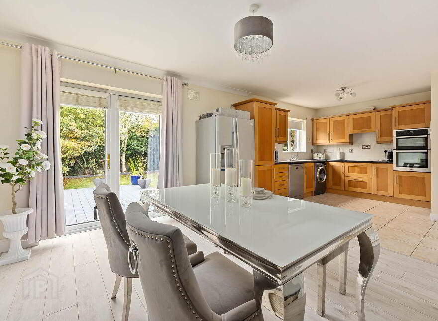 1 The Avenue, Innwood, Enfield, A83Y225