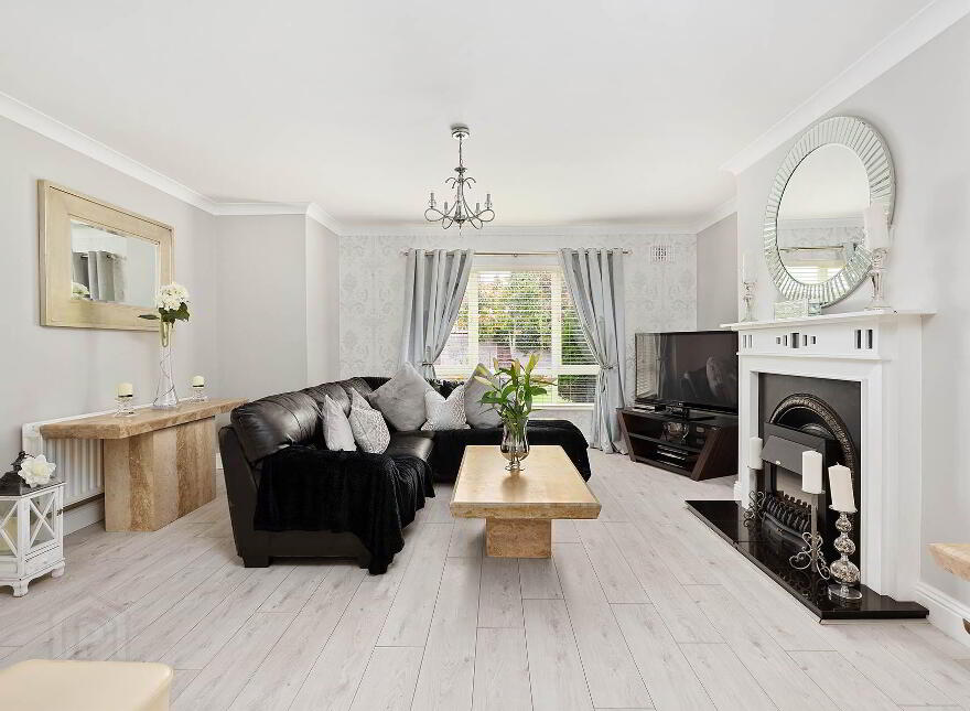 1 The Avenue, Innwood, Enfield, A83Y225