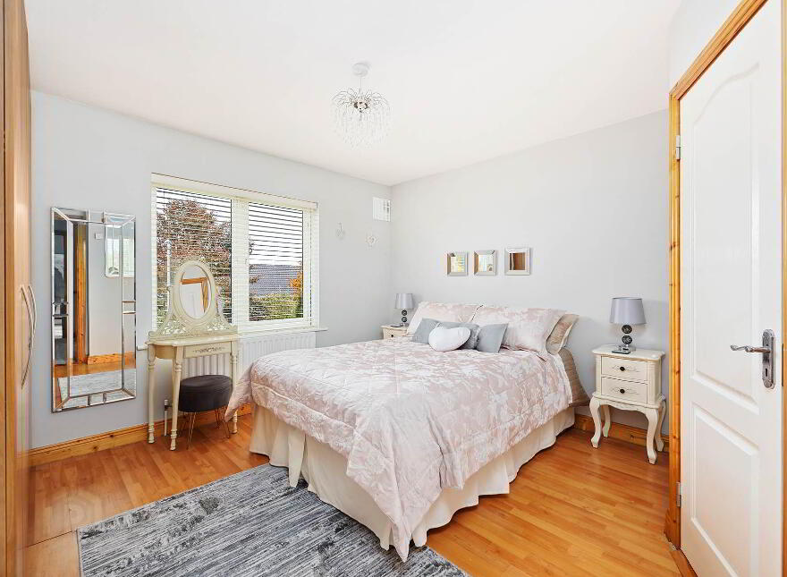 1 The Avenue, Innwood, Enfield, A83Y225