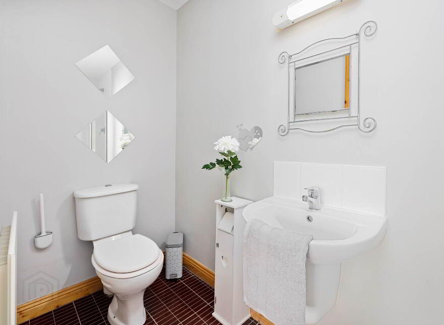 1 The Avenue, Innwood, Enfield, A83Y225