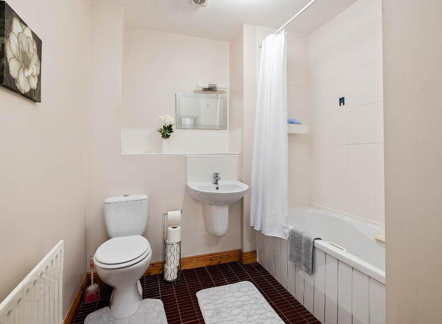 1 The Avenue, Innwood, Enfield, A83Y225