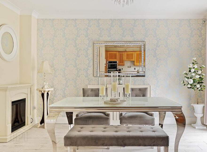 1 The Avenue, Innwood, Enfield, A83Y225
