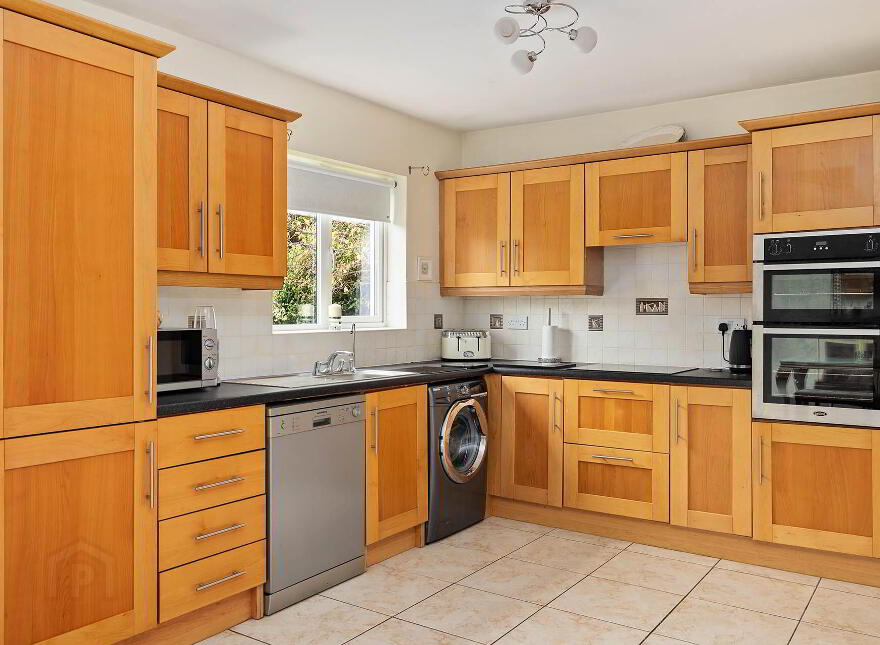 1 The Avenue, Innwood, Enfield, A83Y225