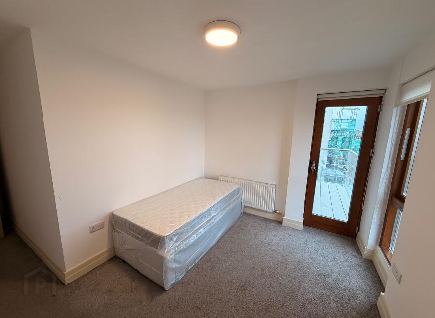 111 James Clow, 15 Princes Dock Street, Belfast, BT1 3DS