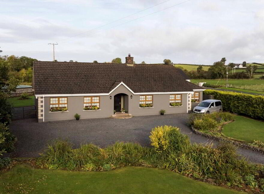 40 Moyrourkan Road, Tandragee, BT62 2HD