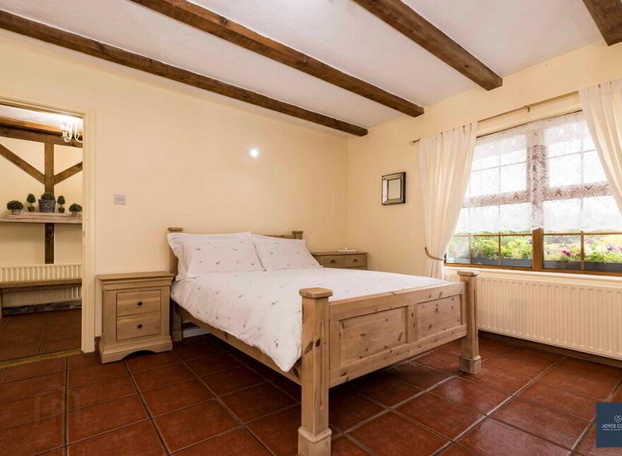 40 Moyrourkan Road, Tandragee, BT62 2HD