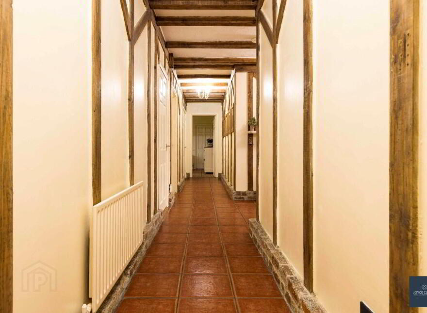40 Moyrourkan Road, Tandragee, BT62 2HD
