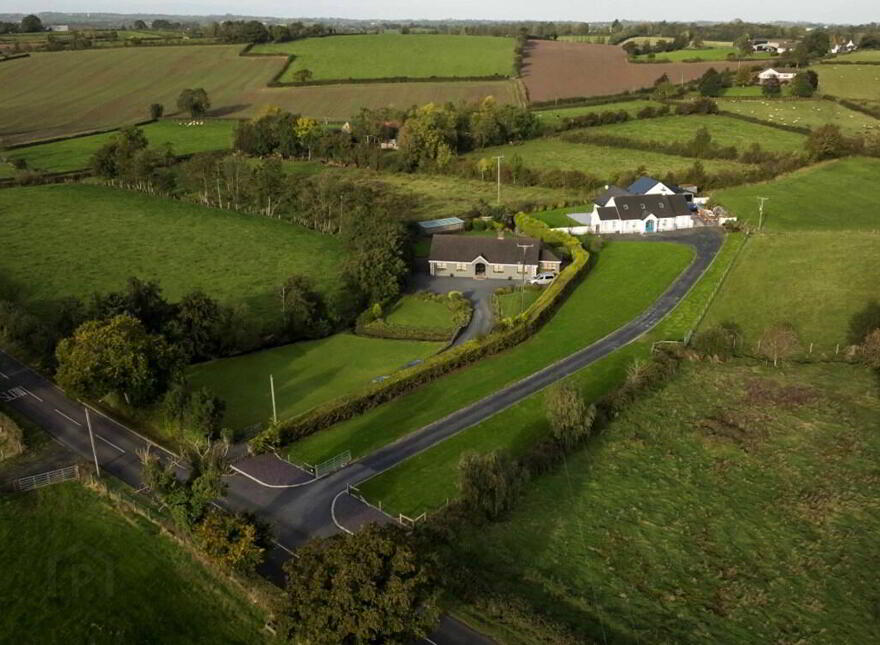 40 Moyrourkan Road, Tandragee, BT62 2HD